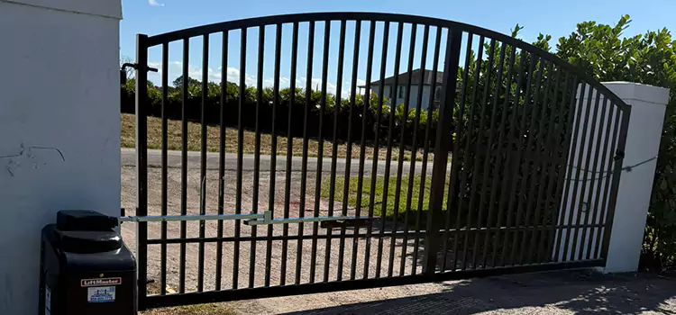 Driveway Fence Repair Jupiter